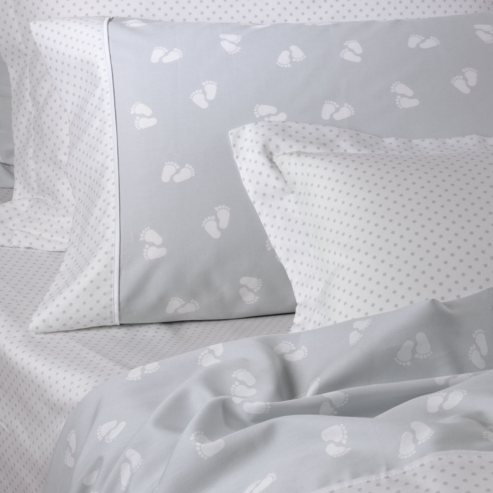 Pair Pillowcases 689 Feet Grey image