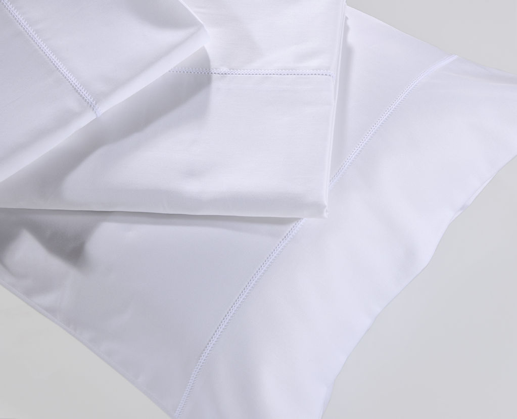 Pair Shams 250/01 White image