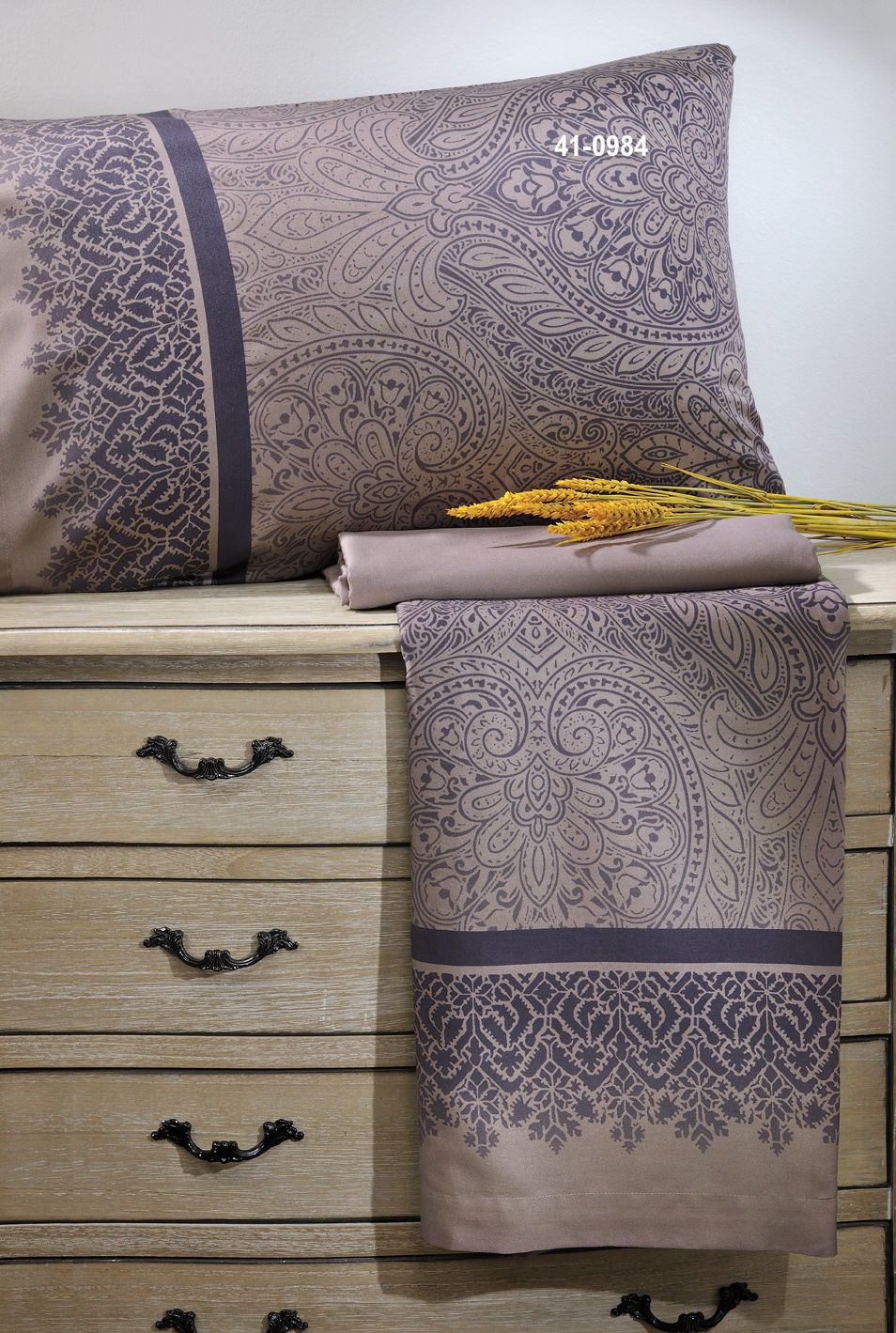 Pair Pillowcases 798 Gabriel image