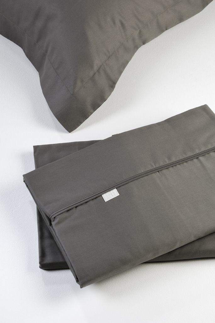 King Duvet Cover 32/220 Dark Grey image