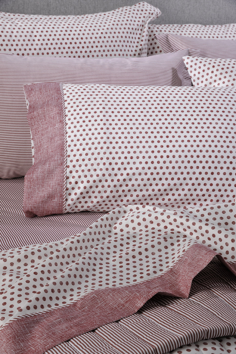Queen Duvet Cover 794 Dot Burgundy image
