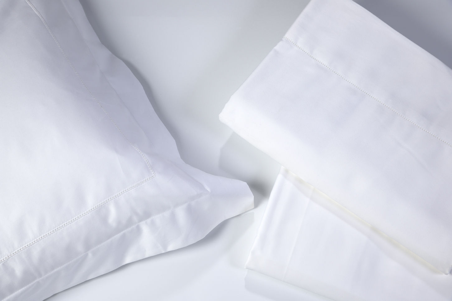 Queen Sheets Set Azour Oxford White image