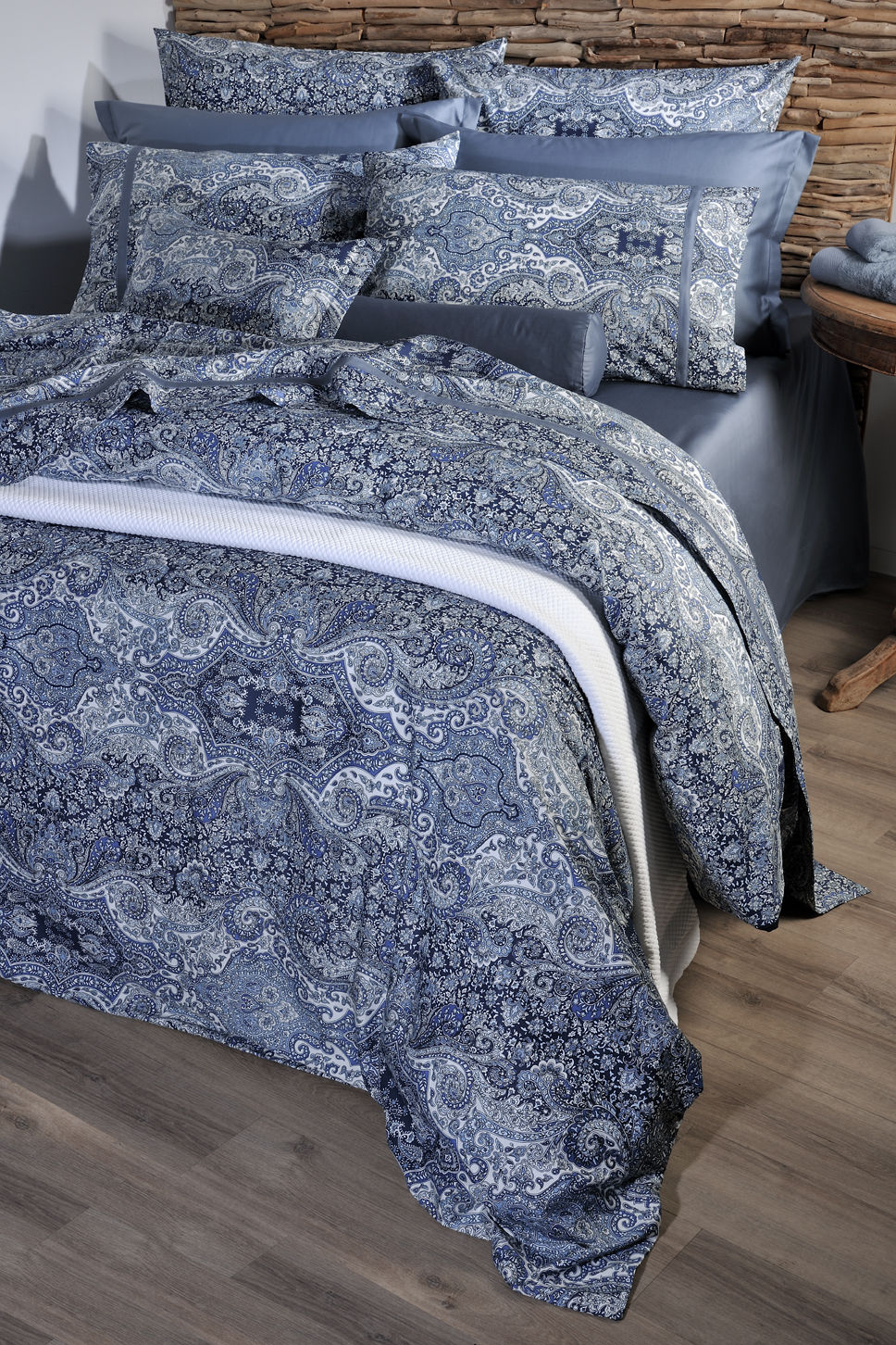 Queen Duvet Cover 847 Bombay Raf image