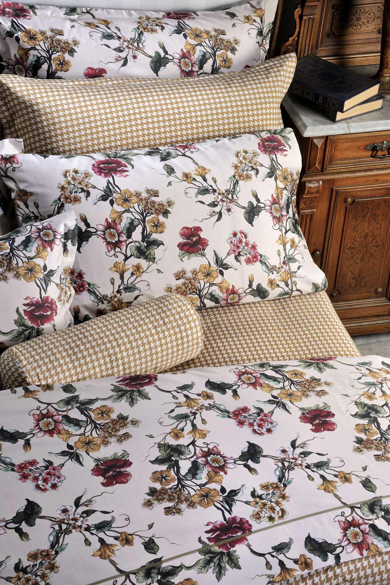 King Sheets Set 868 Beige Flower image