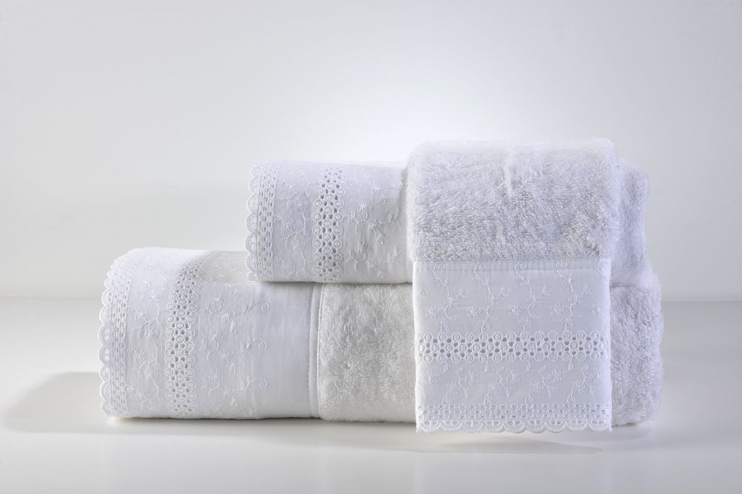 Σετ Πετσέτες Δαντέλα Λευκή image