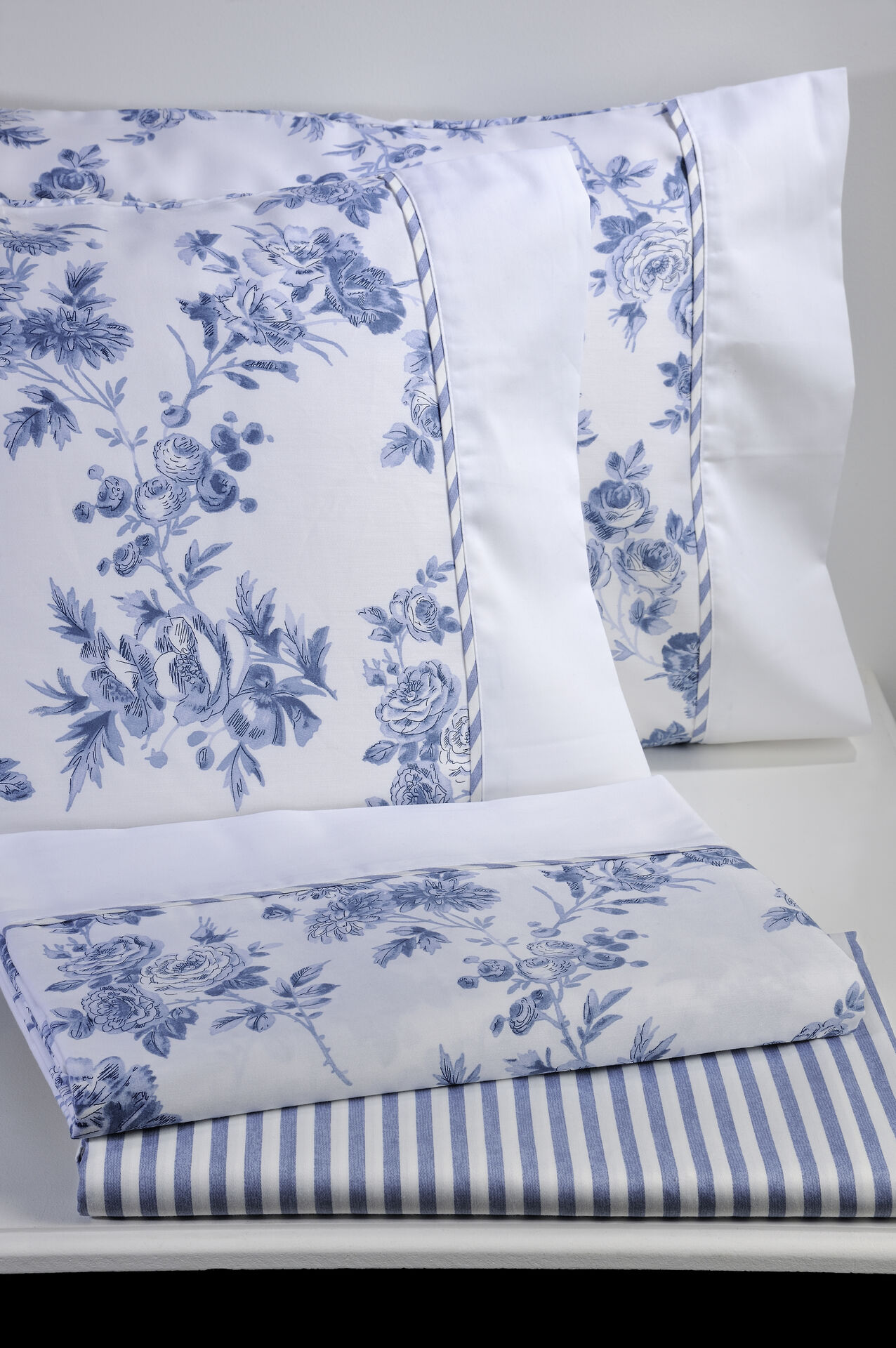 Σετ Σεντόνια Υπέρδιπλα 782 Porcelain White/Stripe image