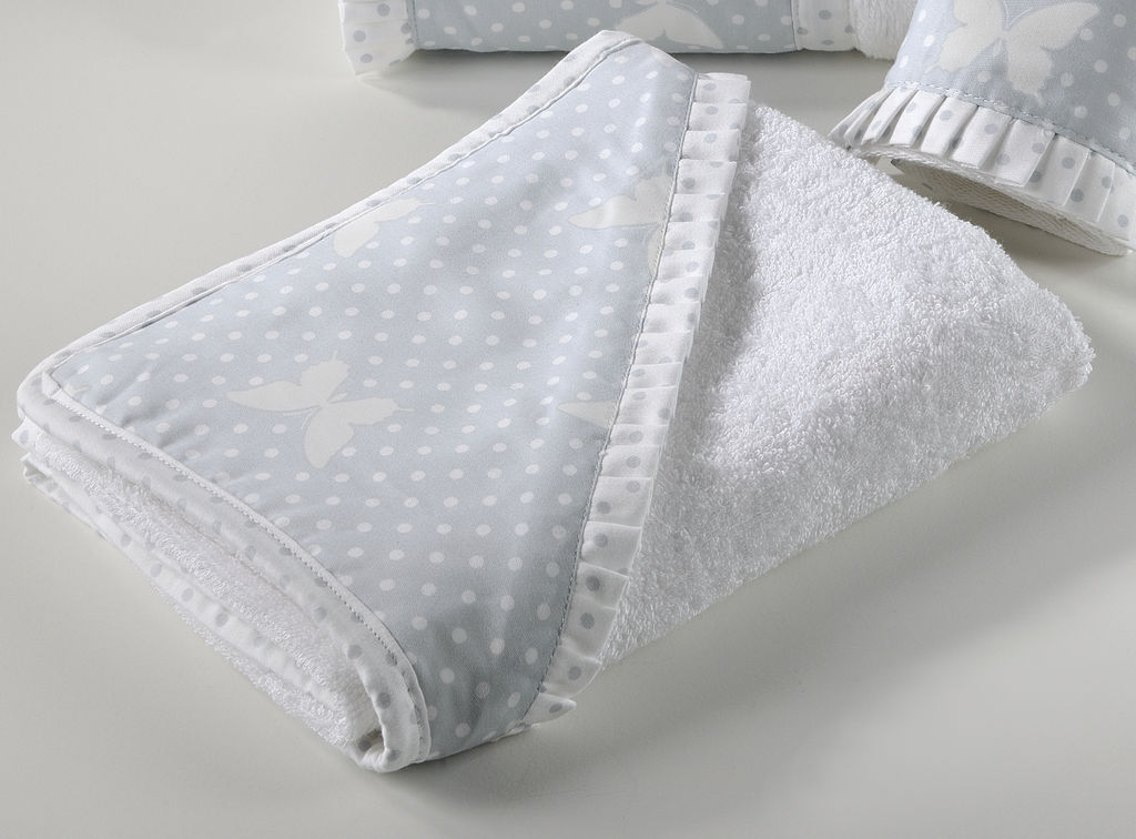 Nursery Cape 686 Butterdot Grey image