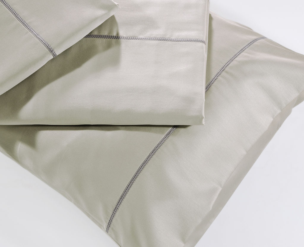 Super King Fitted Sheet 250/5 Light Grey image