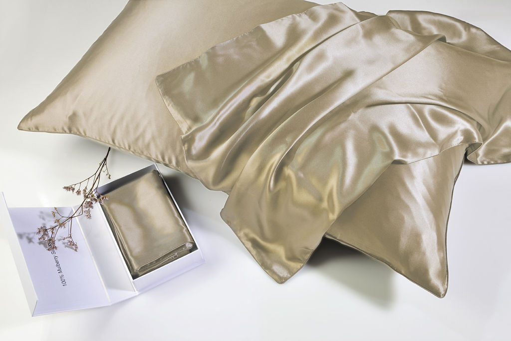 100% Mulberry Silk Pillowcase Champagne image